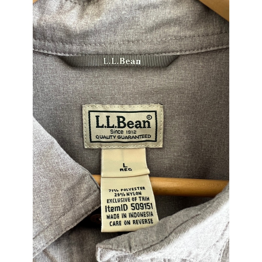 LL Bean L Gray Fishing Shirt Technical Outdoor Button Down Gorpcore Normcore - Picture 6 of 7